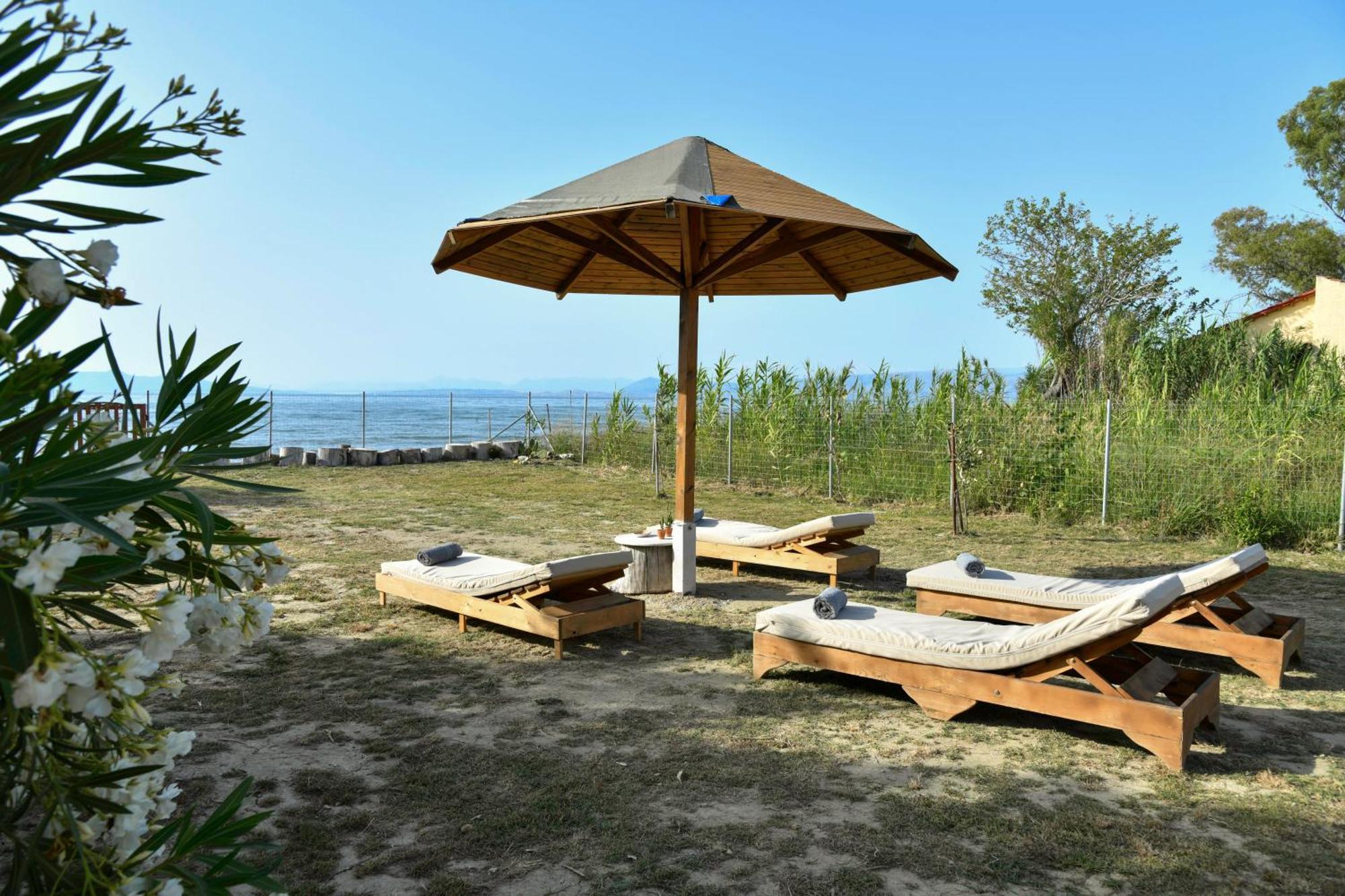 Vasilikis Sea House Villa Lefkímmi Eksteriør billede