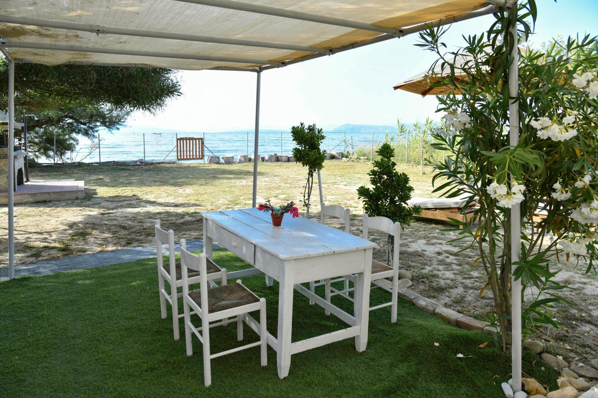 Vasilikis Sea House Villa Lefkímmi Eksteriør billede