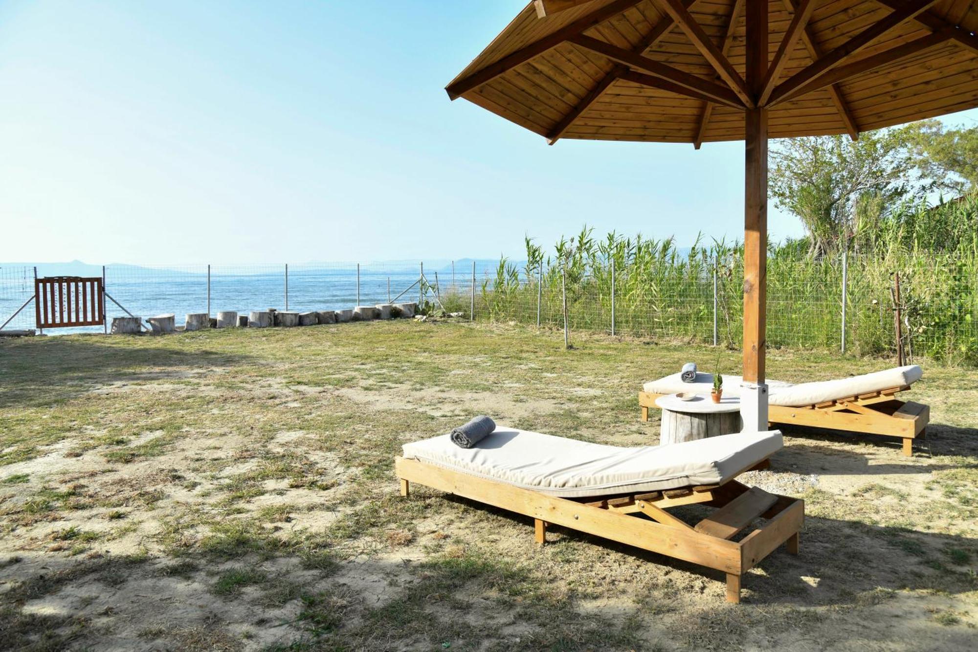 Vasilikis Sea House Villa Lefkímmi Eksteriør billede
